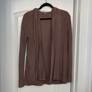 LULULEMON sweater